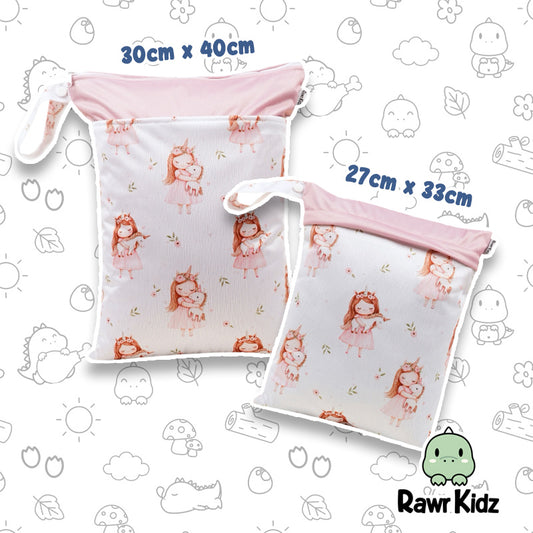 Wet Bag Design 69 – Girl with Unicorn
